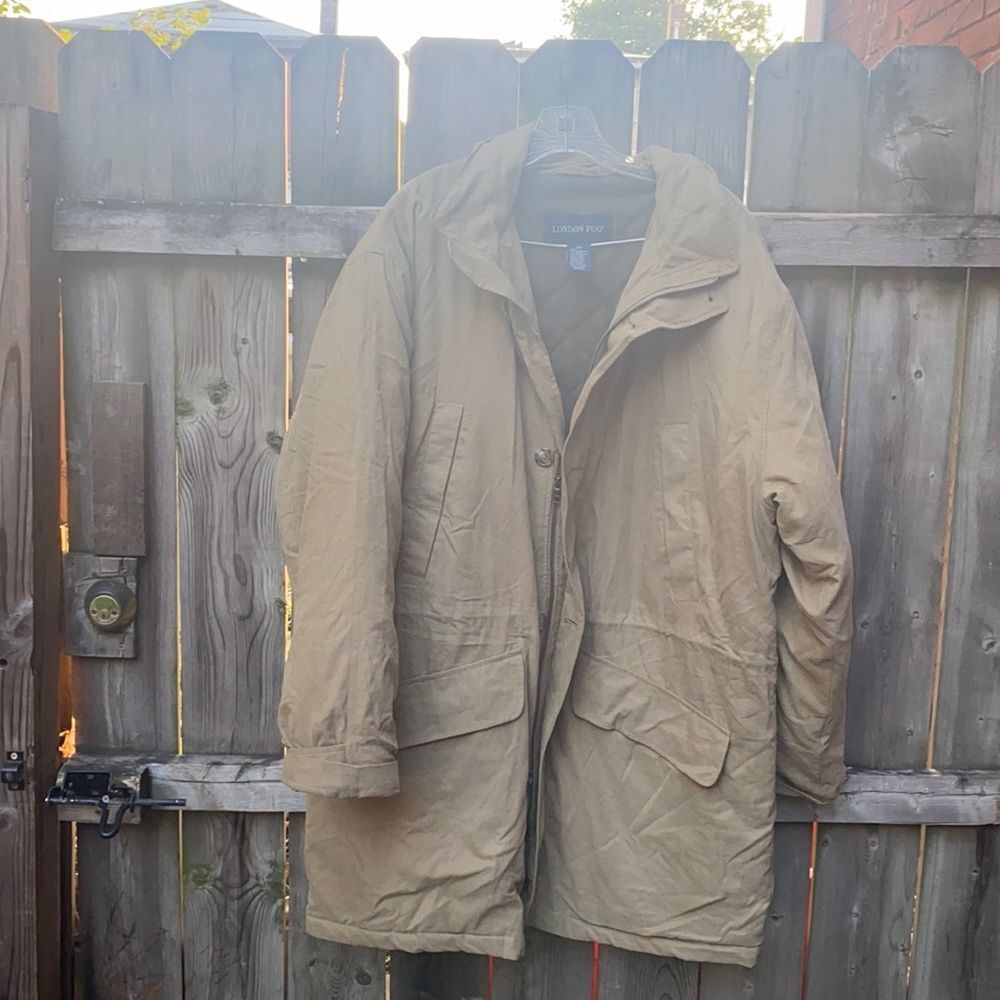London Fog coat sz. L